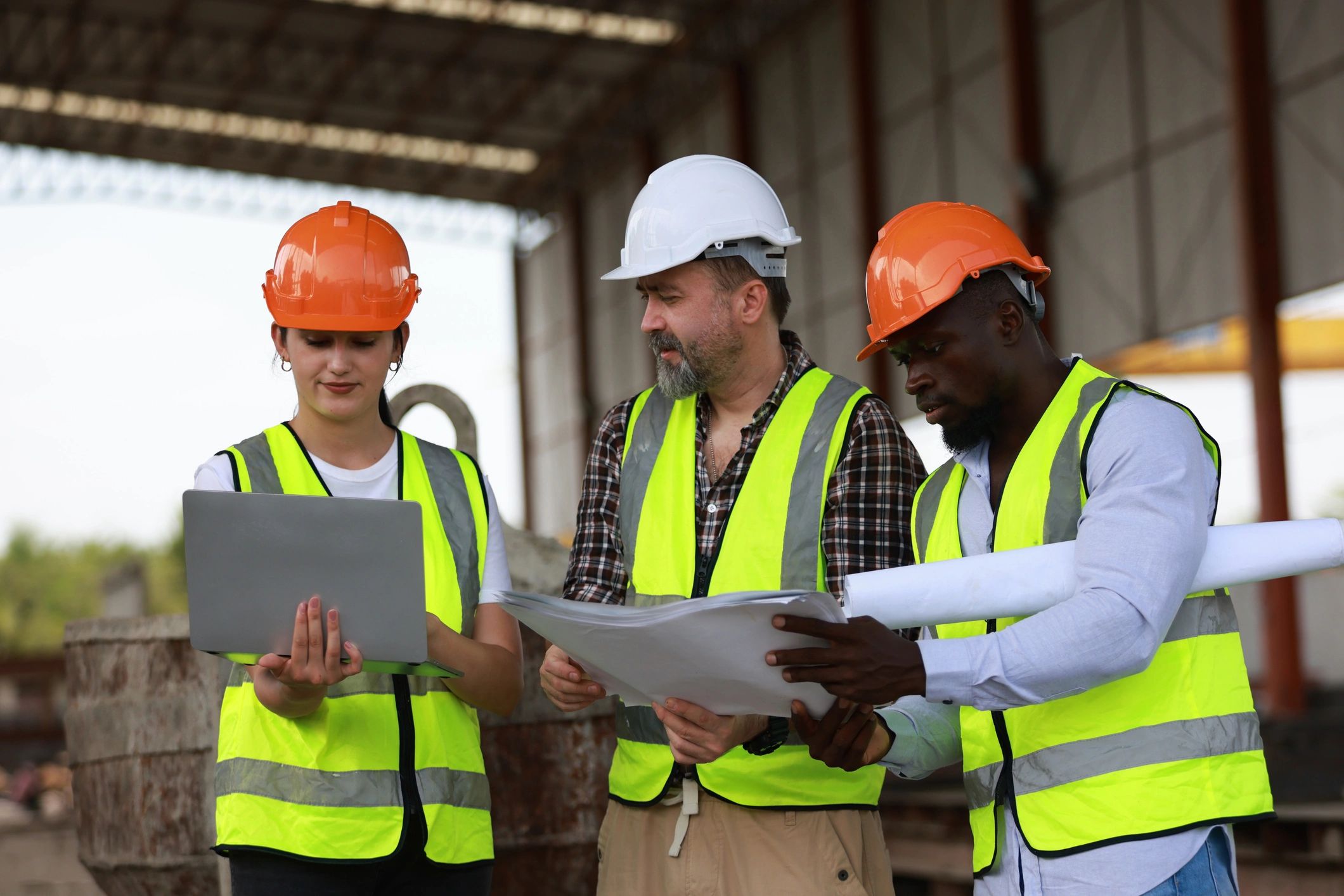 Engineer representing commercial and technical structuring